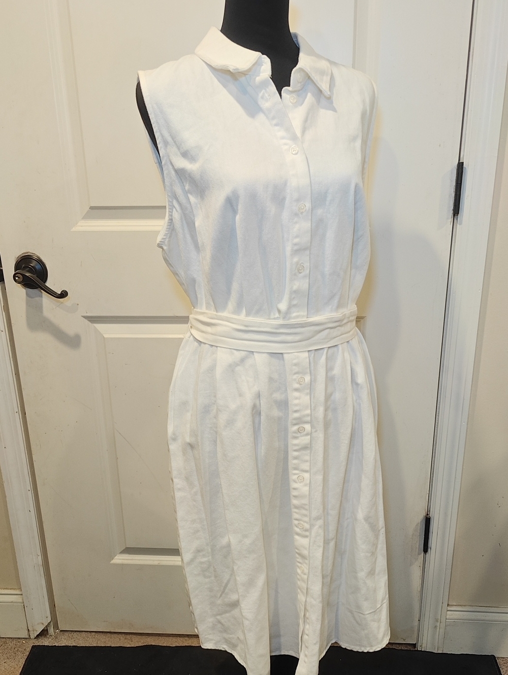 White Cream Sleeveless Shirt Dress Denim Waist Tie